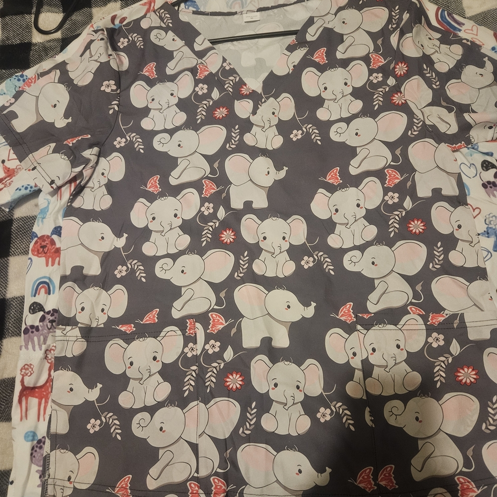 Adorable Elephant Print Scrubs - Gray
